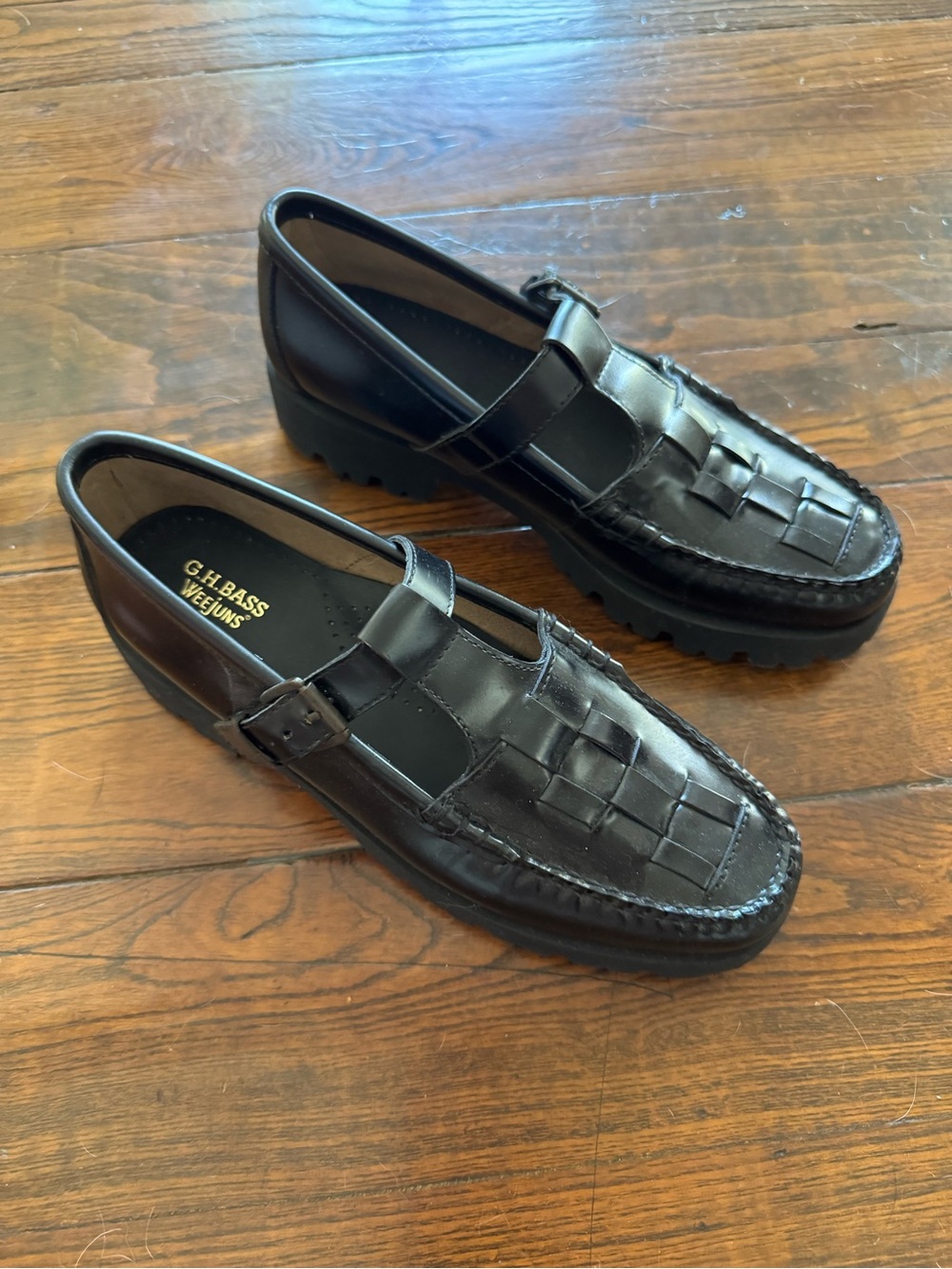 G.H. Bass & Co. Black Mary Jane Fisherman Super Lug Mary Jane Loafers - Picture 2 of 9